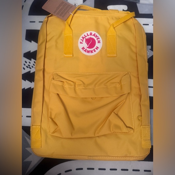 Fjallraven Kånken Ochre Backpack 16L - Picture 1 of 2
